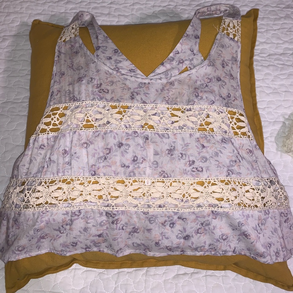 Super cute crop top